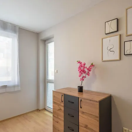 Edelweiss With Free Garage