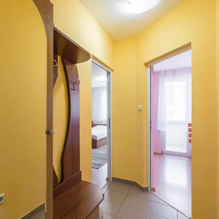 Edelweiss With Free Garage Daire Varna